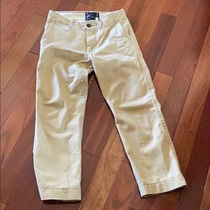 Flex khaki AE straight pants